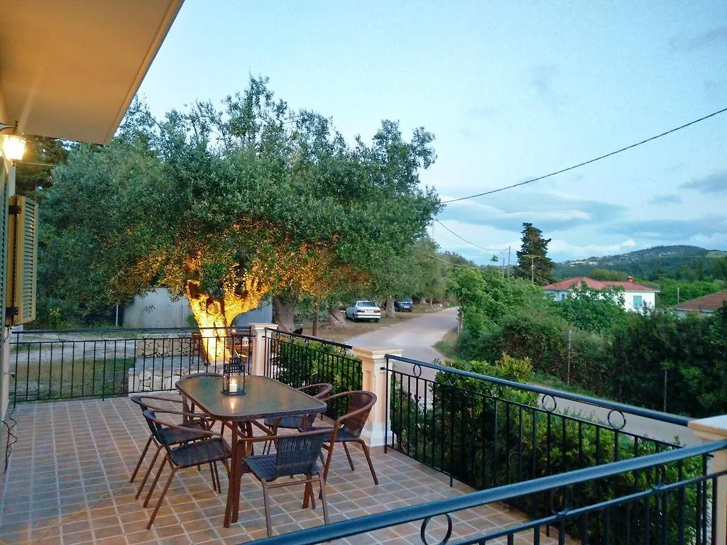 Maniata Holiday Apartments Antipata  Grecia